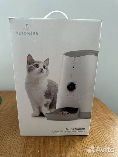 Автокормушка Petoneer для кошек и собак