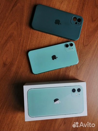 Телефон iPhone 11