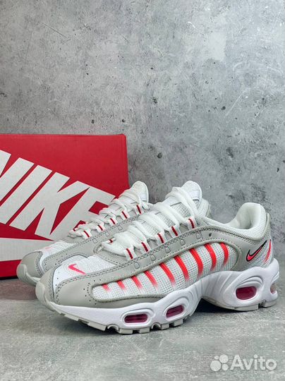 Nike Air Max Tailwind 4