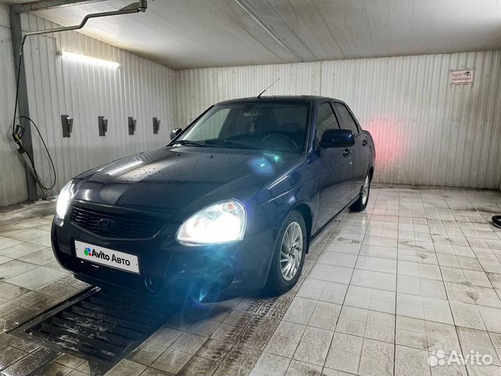 LADA Priora 1.6 МТ, 2014, 100 000 км