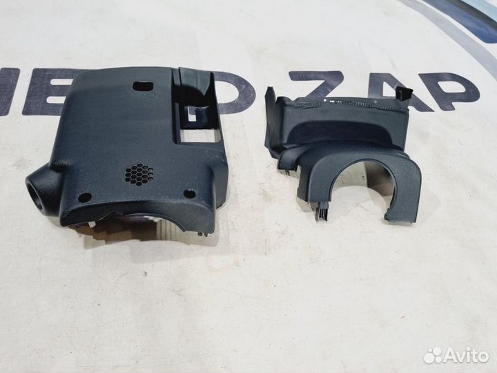 Кожух рулевой колонки Peugeot Partner 2