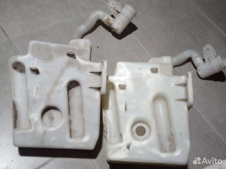 Бачок омывателя Skoda Octavia Vwagen polo Jetta