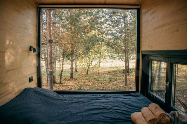 Дом 20 м² на участке 1,36 га