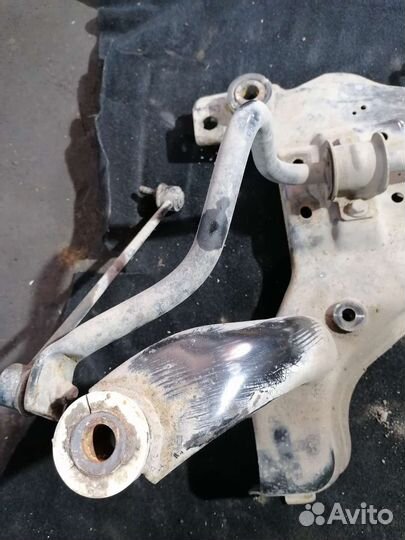 Подрамник передний Ford Focus 2