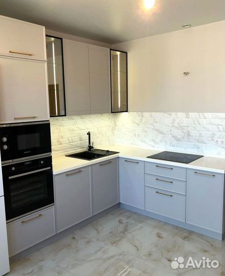 Кухни на заказ с надежной фурнитурой