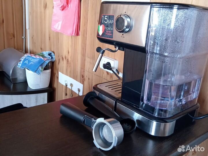 Кофеварка рожковая Zigmuno