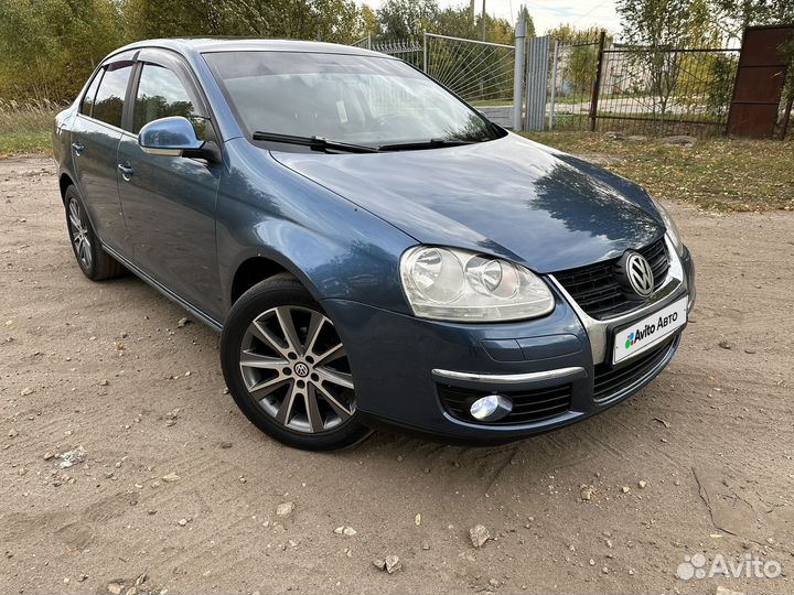 Volkswagen Jetta 1.6 AT, 2009, 243 000 км