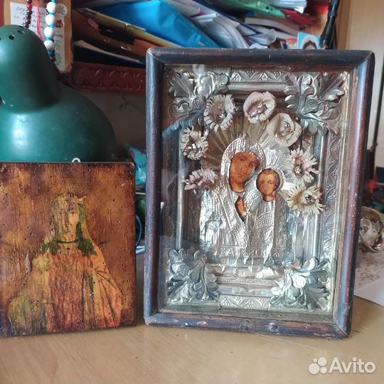 Старинные иконы сВарвара,сц.Казанская в киоте 19 в