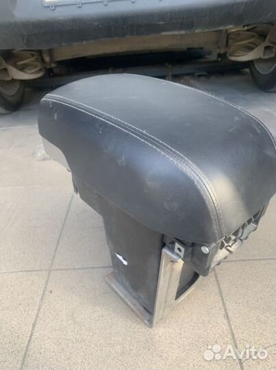 Подлокотник для hyundai ix35