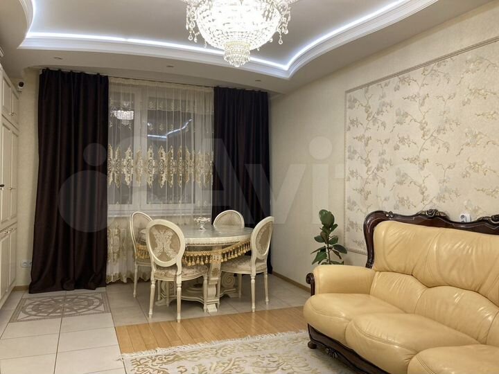 3-к. квартира, 100 м², 7/9 эт.