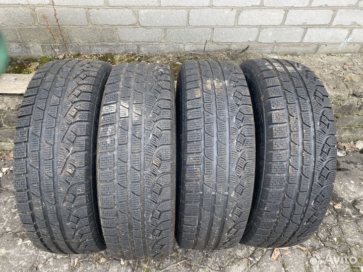 Pirelli Winter Sottozero 210 Serie II 225/65 R17 102H