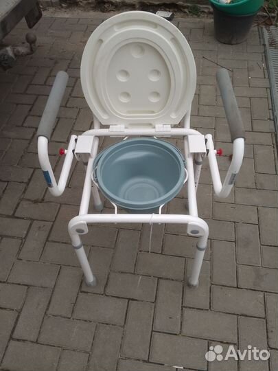 Стул реабилитационный после замены суставов