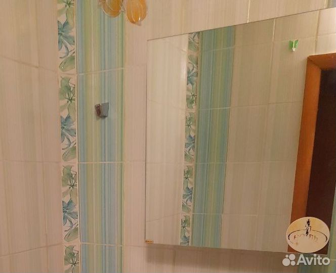 Зеркальный шкаф в ванную