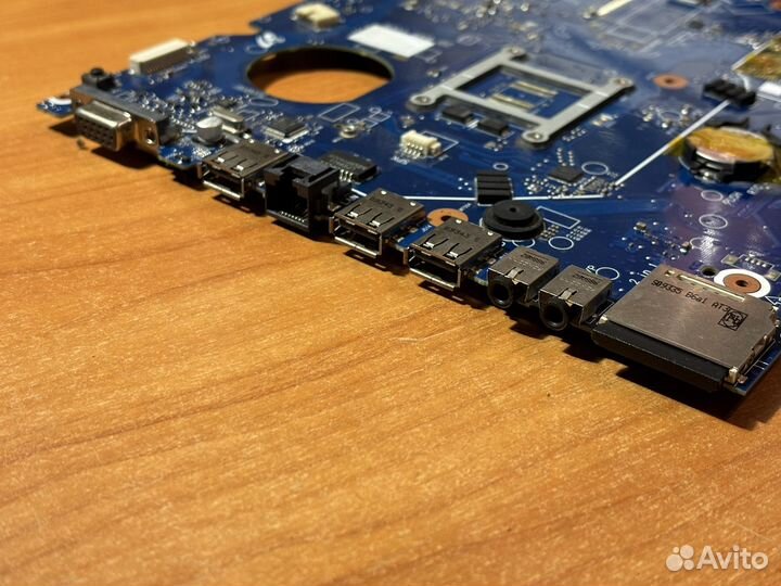 Материнская плата Samsung R719