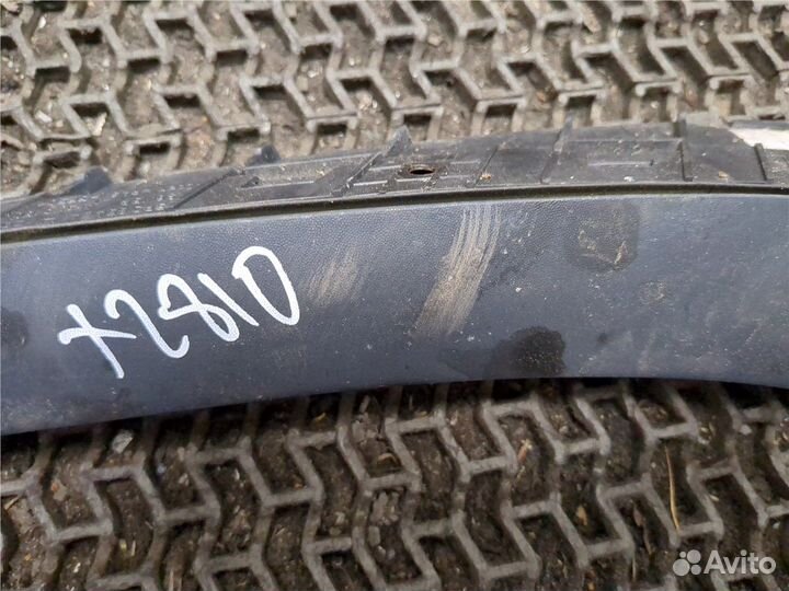 Молдинг стекла Seat Altea, 2009