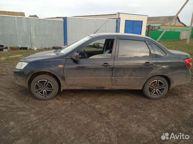 LADA Granta 1.6 МТ, 2013, 170 000 км