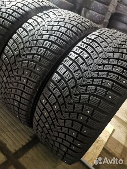 Michelin X-Ice North XIN2 265/45 R20 и 295/40 R20