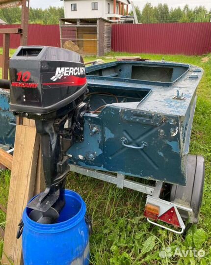 Моторная лодка