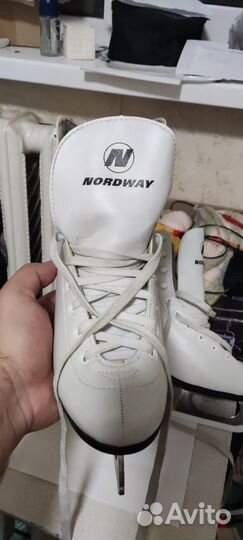 Коньки фигурные