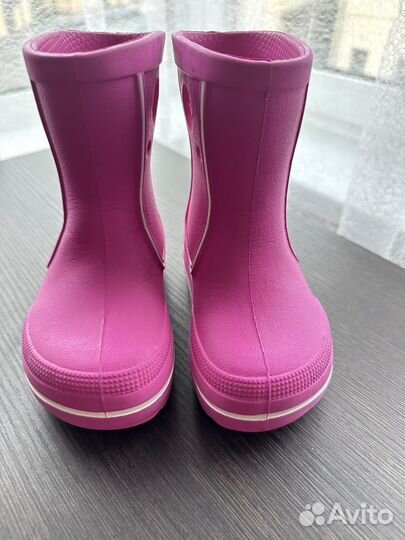 Резиновые сапоги для девочки crocs