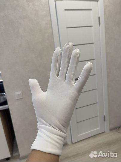 Перчатки для фигурного катания