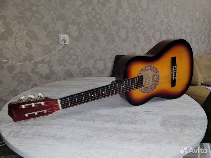 Детская гитара