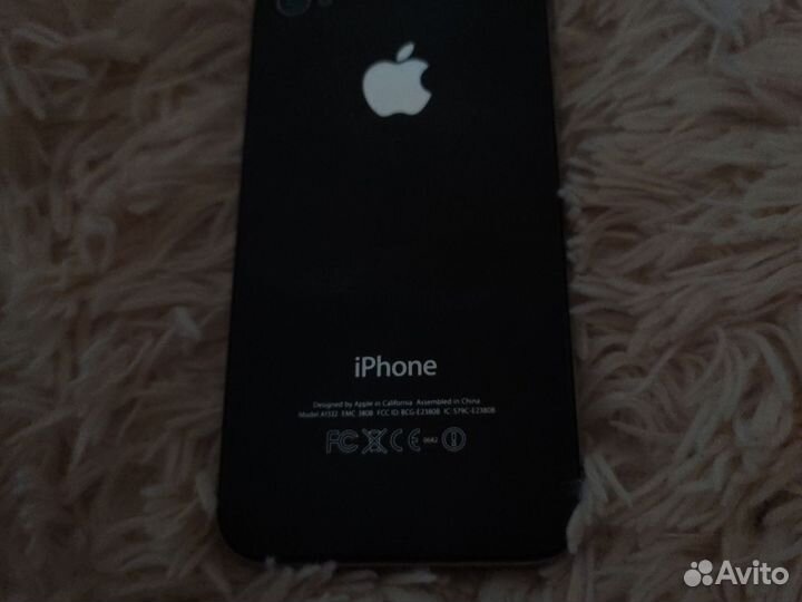 iPhone 4, 8 ГБ