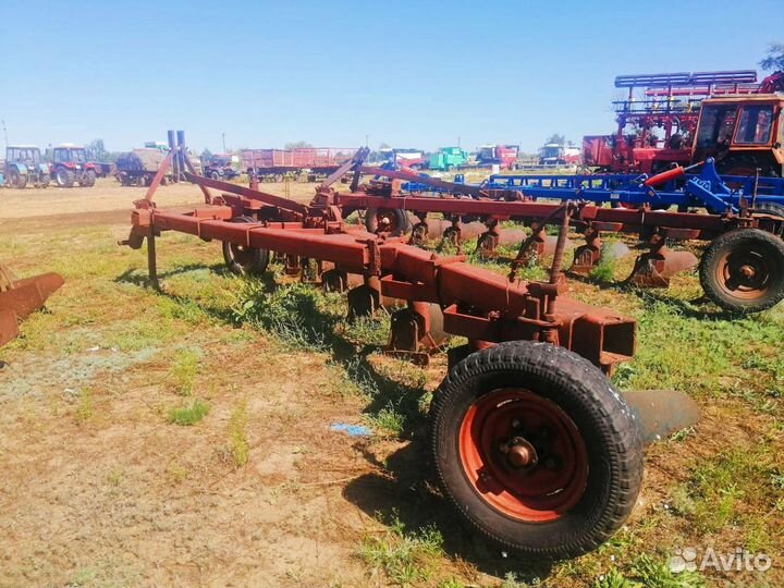 Плуг Одессапочвомаш ПНЛ 8-40, 1993