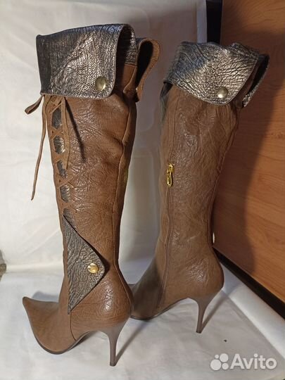 Сапоги Sailase 38 Новые,натуральная кожа, шпилька