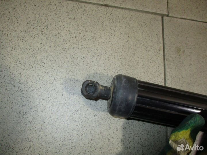 Механизм подъема двери Toyota RAV4 (XA50)