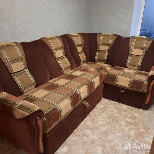 Угловой диван