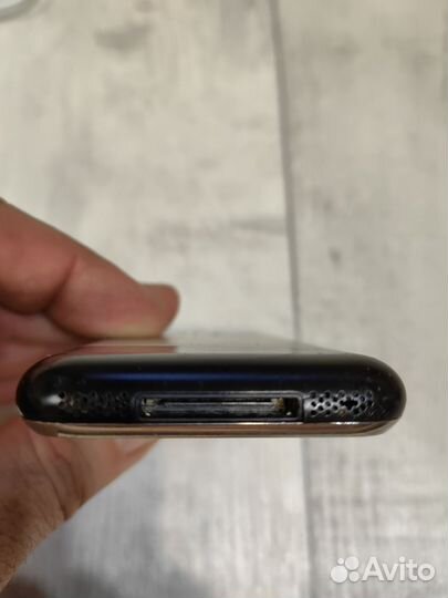 iPhone, 8 ГБ