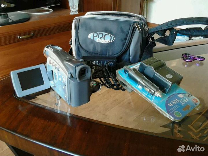 Видеокамера jvc