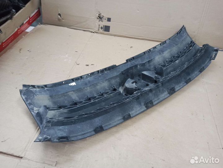 LADA largus 2 fl решетка радиатора