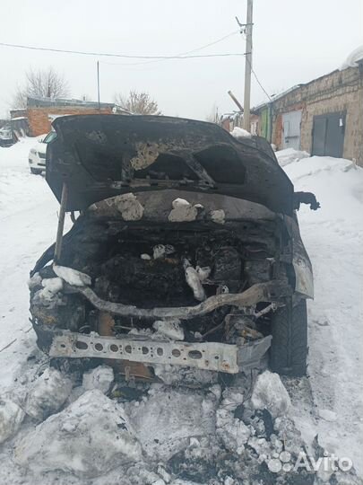 Ford Focus 1.6 МТ, 2014, битый, 70 000 км