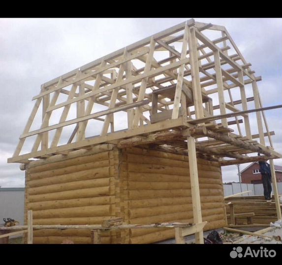 Бригада строителей