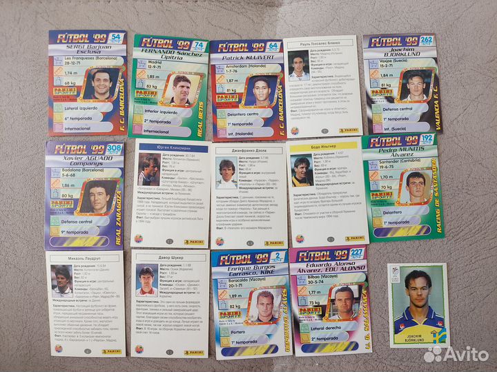 Стикеры и карточки Panini и Merlin, наклейки и кал