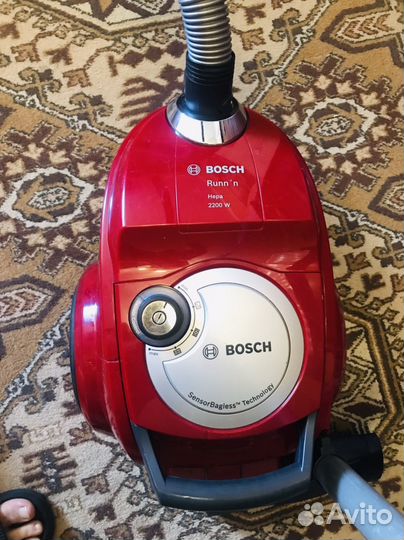 Пылесос Bosch Runn‘n Hepa 2200W