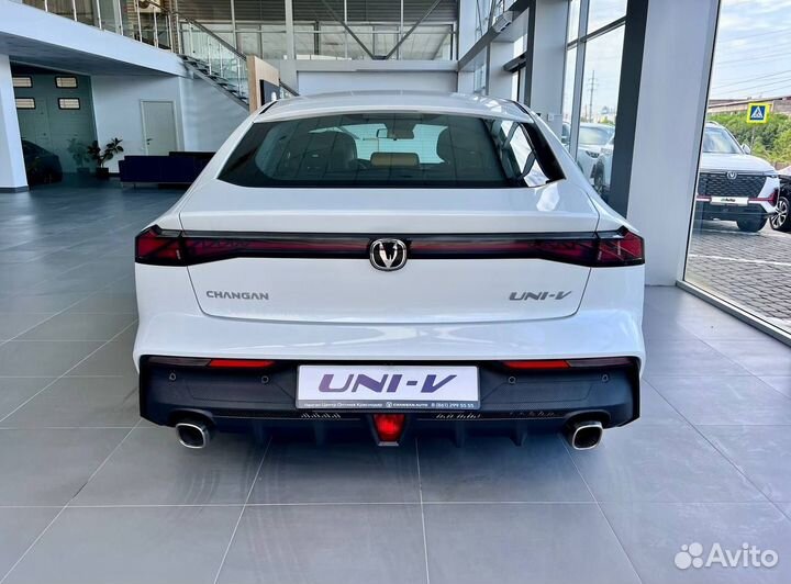 Changan UNI-V 1.5 AMT, 2023