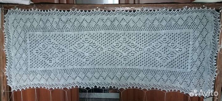 Палантин новый,ручная работа