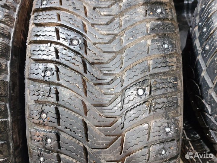 Michelin X-Ice North 3 215/55 R16 97T