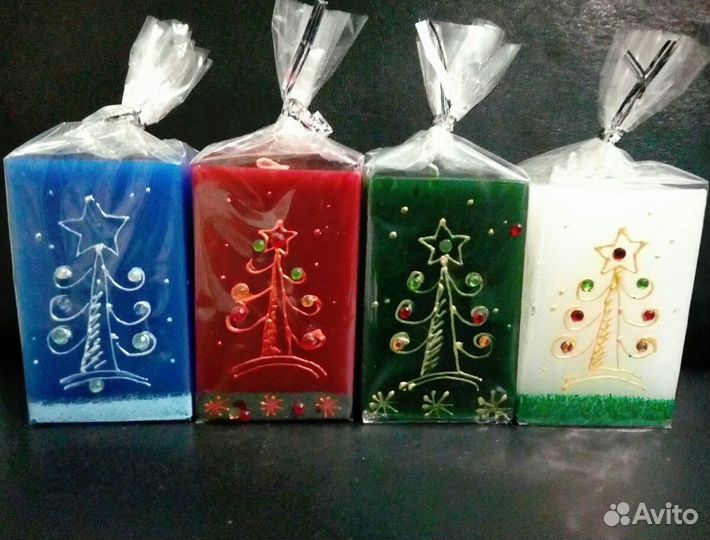 Новогодний подарок Свеча с ёлкой. Свечи ручной раб