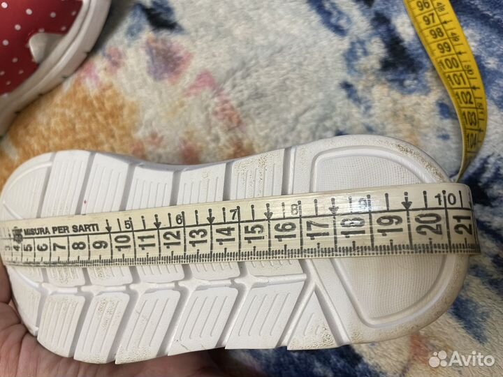 Сандалии для девочки