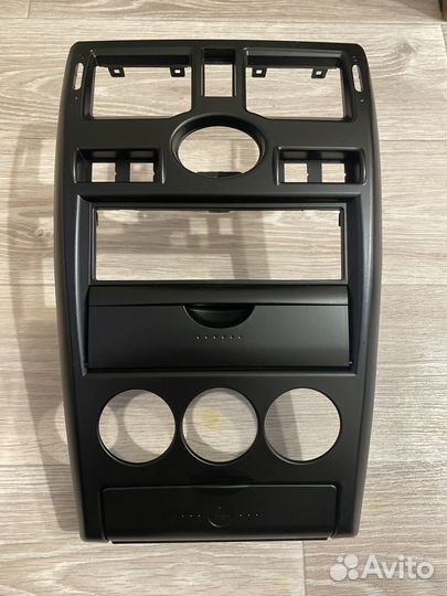 Черная консоль priora 1