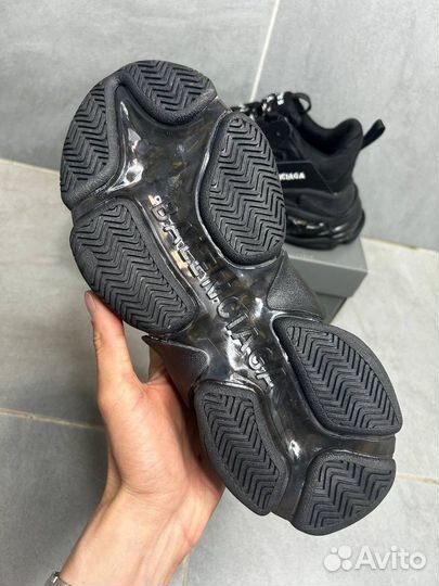 Кроссовки balenciaga triple s