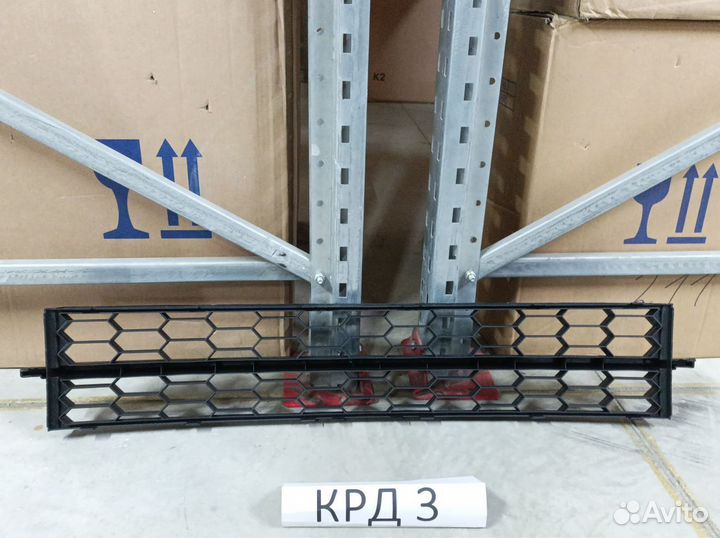 Решетка в бампер нижняя Skoda Octavia 3