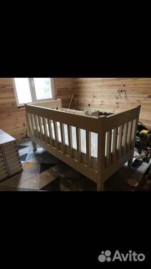 Кровать детская или подростковая