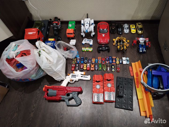 Набор игрушек для мальчика