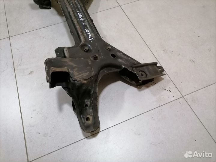 Балка подмоторная VW Golf II 1983-1992