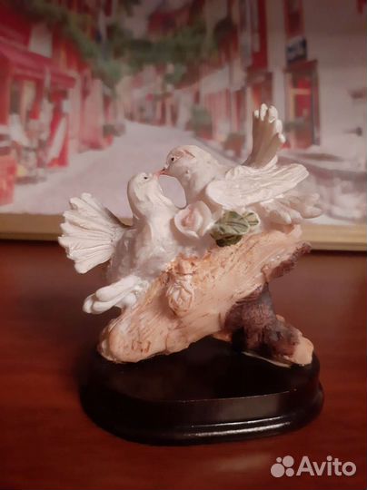 Голуби статуэтка